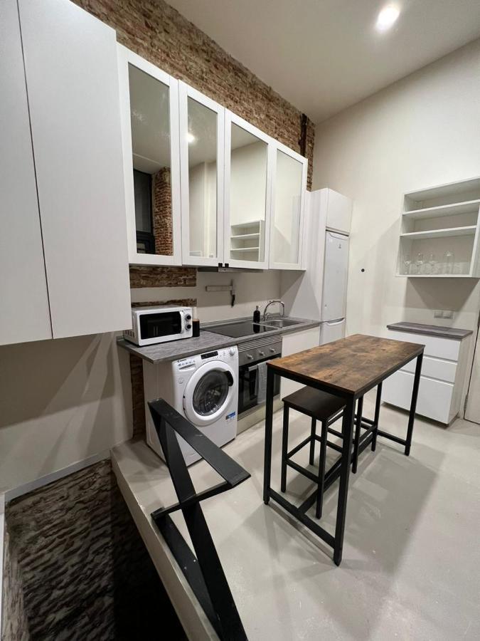 Moderno Y Luminoso Departamento. Appartamento